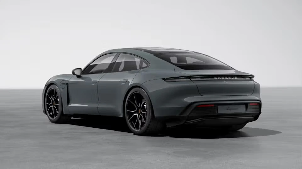2026 Porsche Taycan 4 - Image 19 of 31