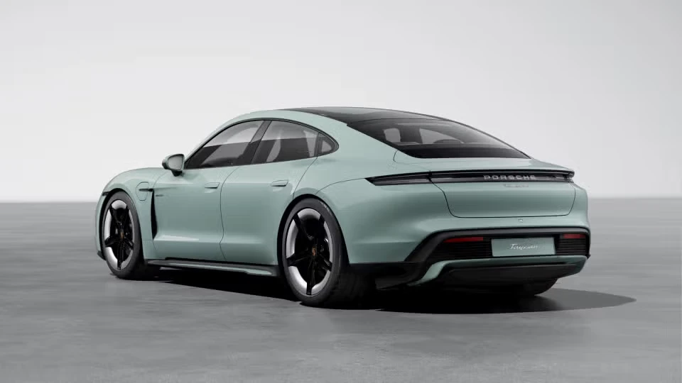 2026 Porsche Taycan 4 - Image 19 of 30