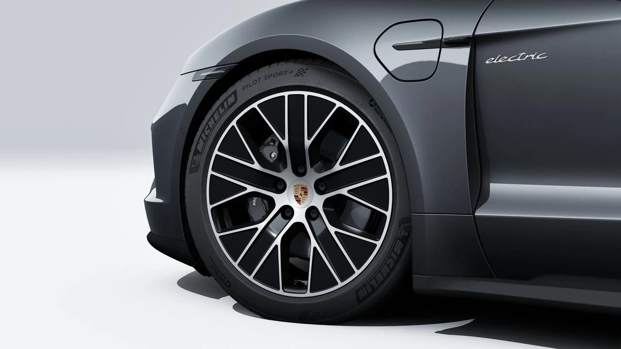 2026 Porsche Taycan 4 - Image 10 of 14