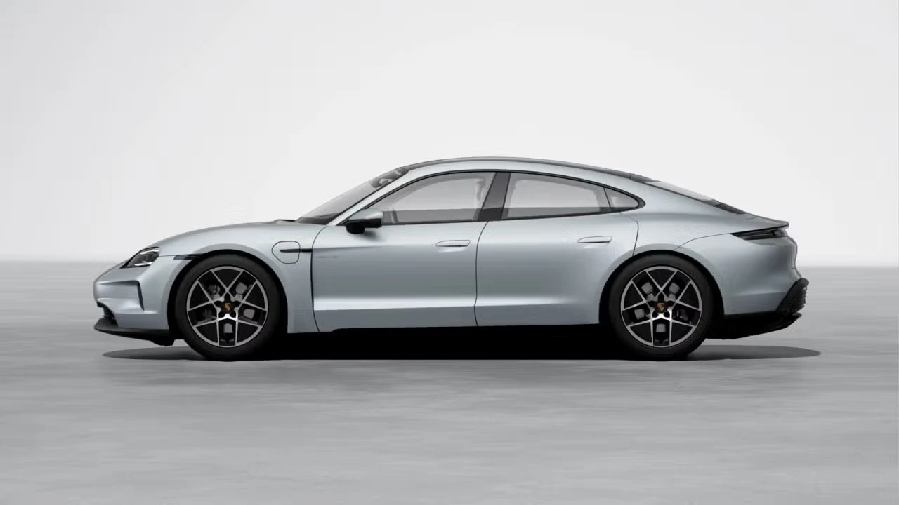 2026 Porsche Taycan 4 - Image 12 of 31