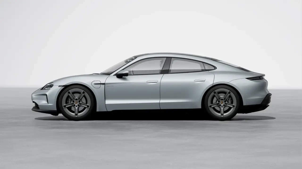 2026 Porsche Taycan 4 - Image 16 of 31