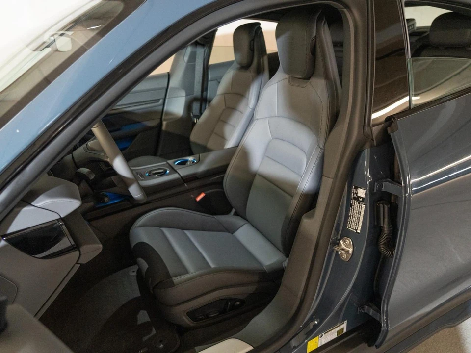 2026 Porsche Taycan 4 - Image 5 of 27