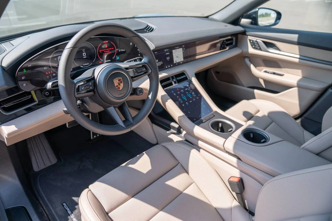 2026 Porsche Taycan 4 - Image 4 of 5