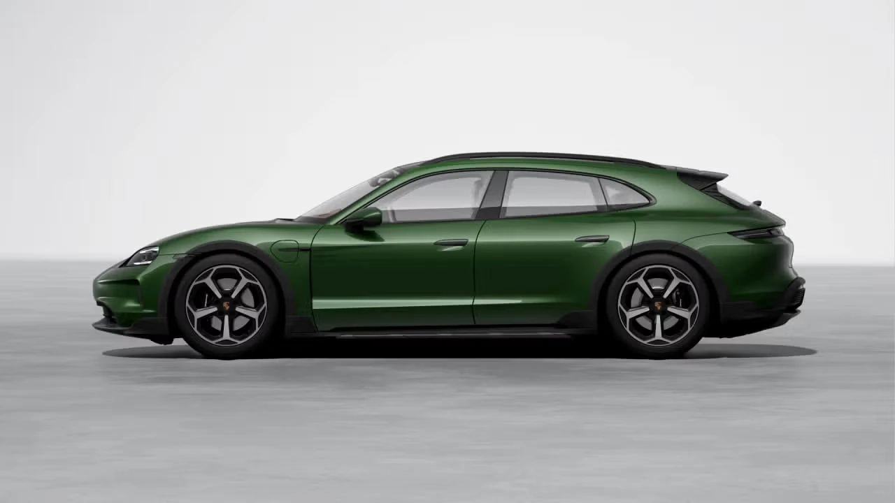 2026 Porsche Taycan Cross Turismo - Image 12 of 30