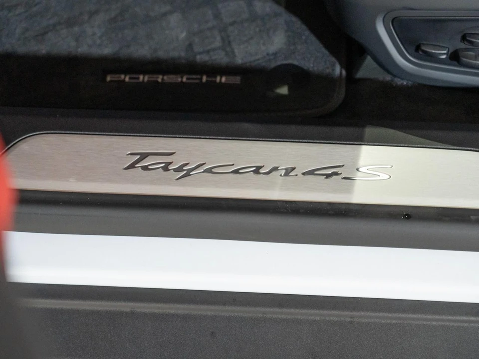 2026 Porsche Taycan Cross Turismo - Image 11 of 25
