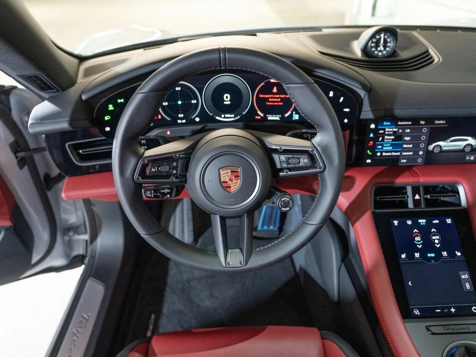 2026 Porsche Taycan Cross Turismo - Image 24 of 25