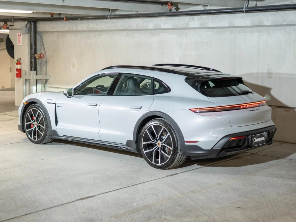 2026 Porsche Taycan Cross Turismo - Image 3 of 25