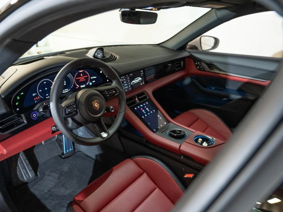 2026 Porsche Taycan Cross Turismo - Image 5 of 25