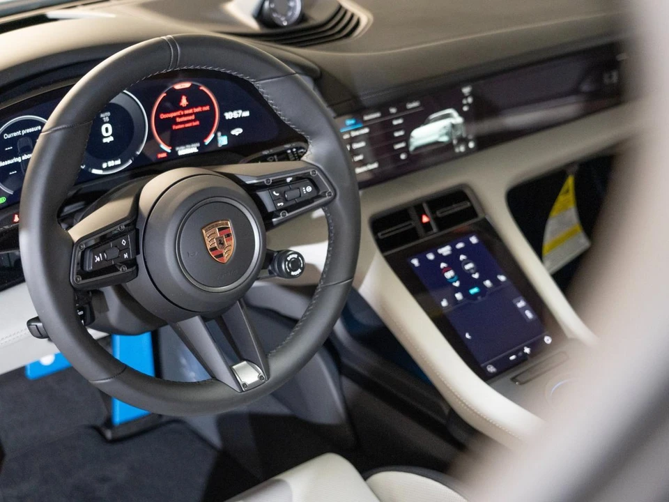 2026 Porsche Taycan Cross Turismo - Image 16 of 26