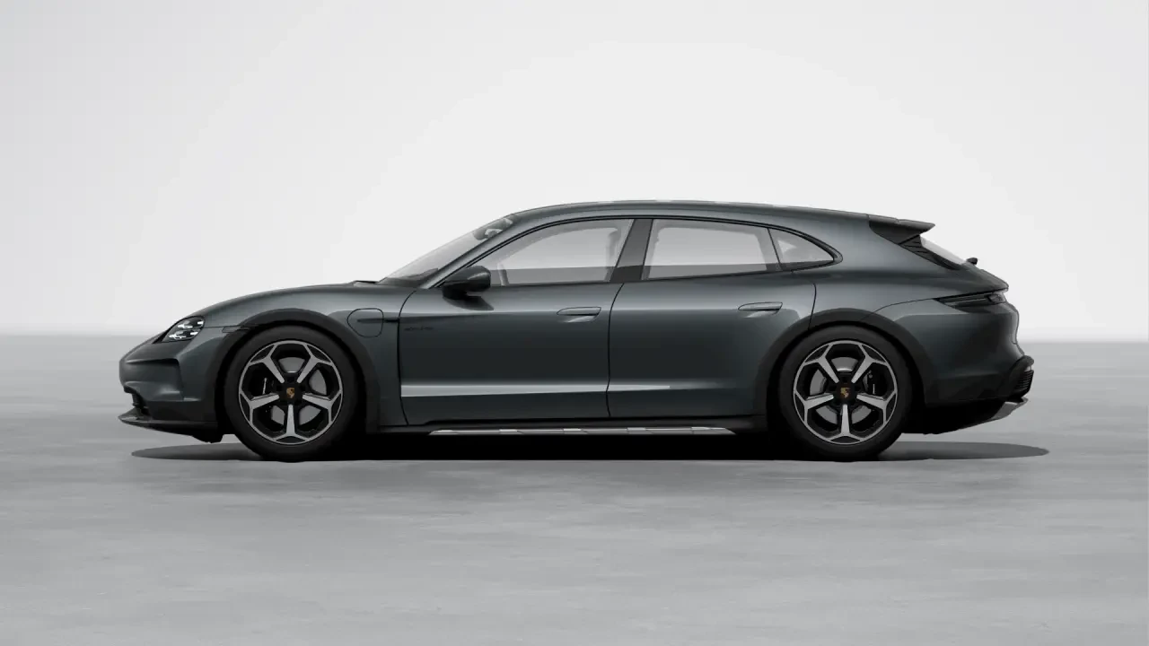2026 Porsche Taycan Cross Turismo - Image 16 of 30