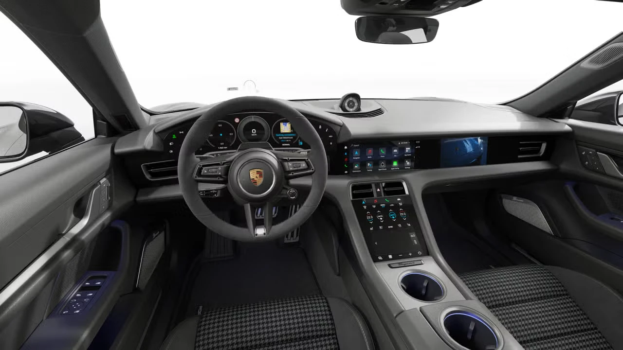 2026 Porsche Taycan Cross Turismo - Image 28 of 30