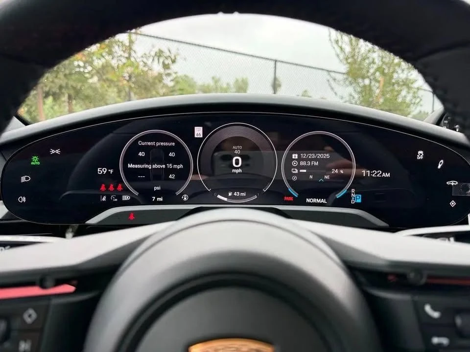 2026 Porsche Taycan 4S - Image 15 of 20