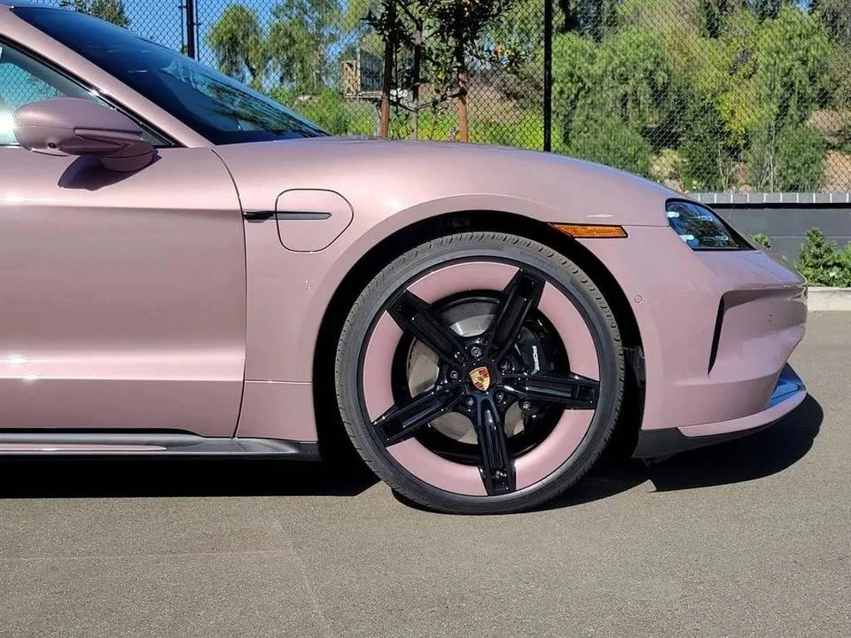2026 Porsche Taycan 4S - Image 11 of 19