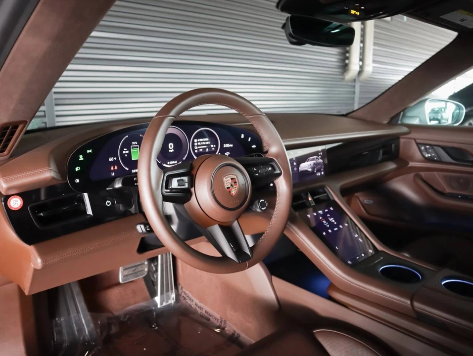 2026 Porsche Taycan 4S - Image 4 of 5