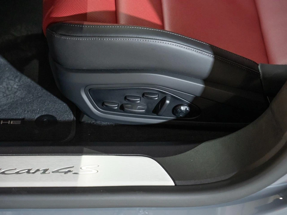 2026 Porsche Taycan 4S - Image 13 of 29