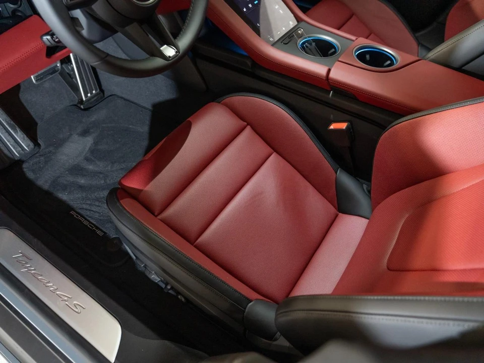 2026 Porsche Taycan 4S - Image 14 of 29