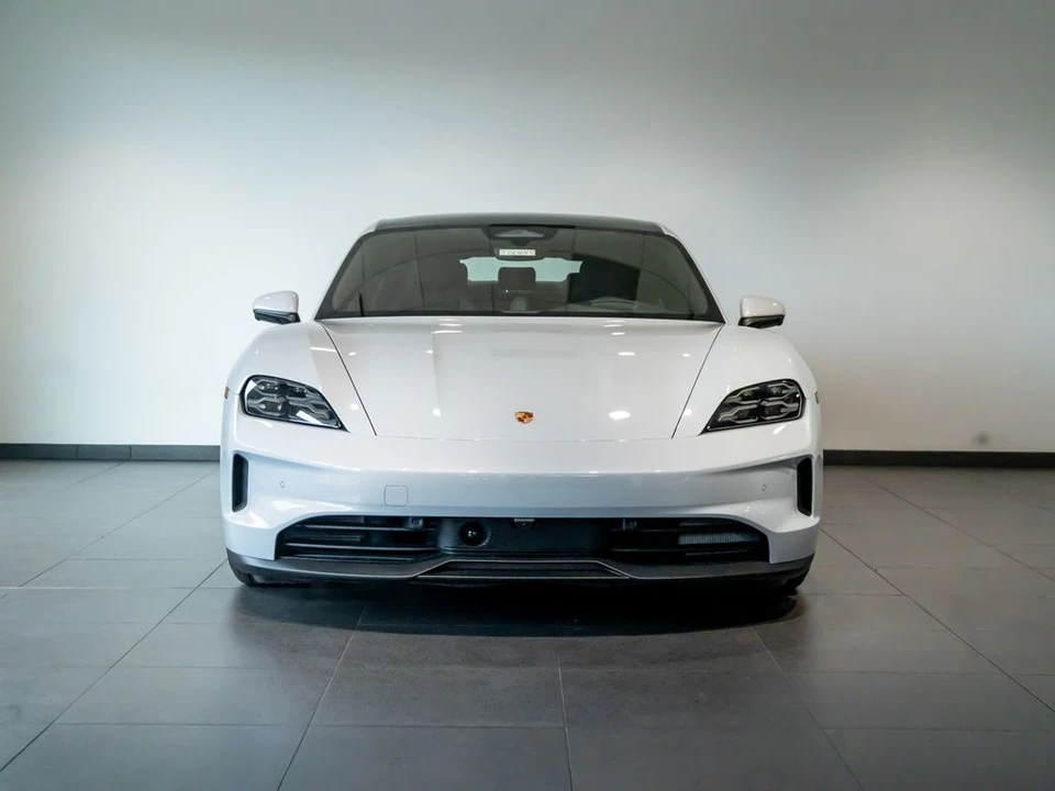 2026 Porsche Taycan 4S - Image 11 of 31