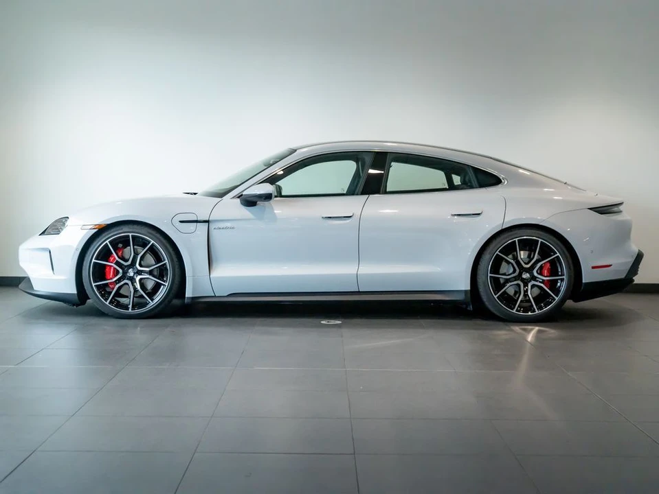 2026 Porsche Taycan 4S - Image 3 of 31