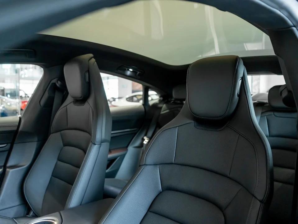2026 Porsche Taycan 4S - Image 15 of 31