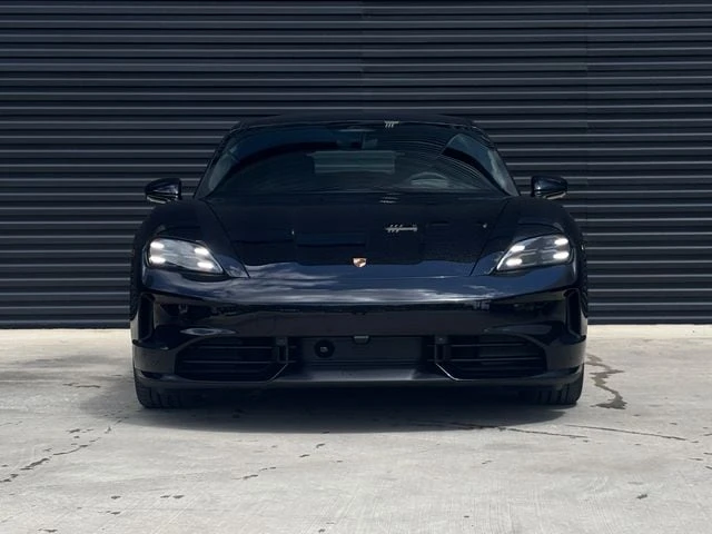 2026 Porsche Taycan - Image 10 of 31