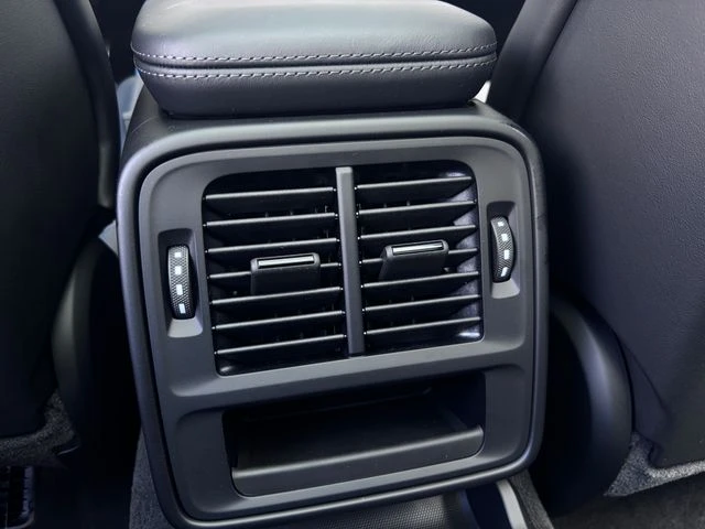 2026 Porsche Taycan - Image 26 of 31