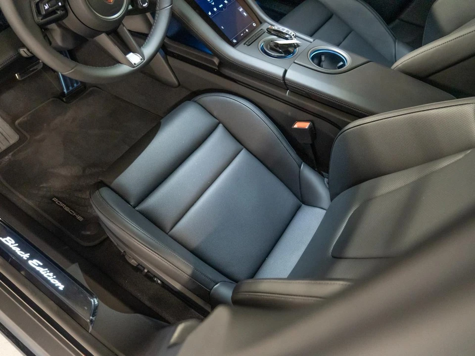 2026 Porsche Taycan - Image 14 of 29