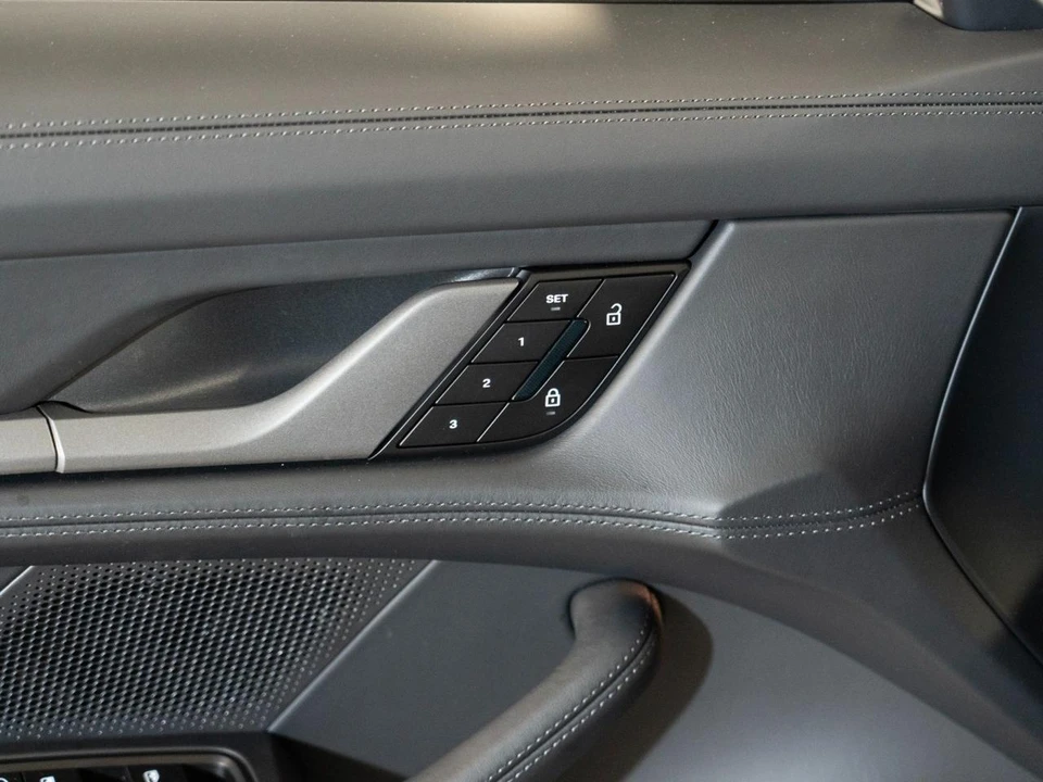 2026 Porsche Taycan - Image 17 of 29