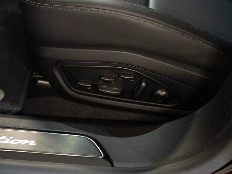 2026 Porsche Taycan - Image 13 of 29