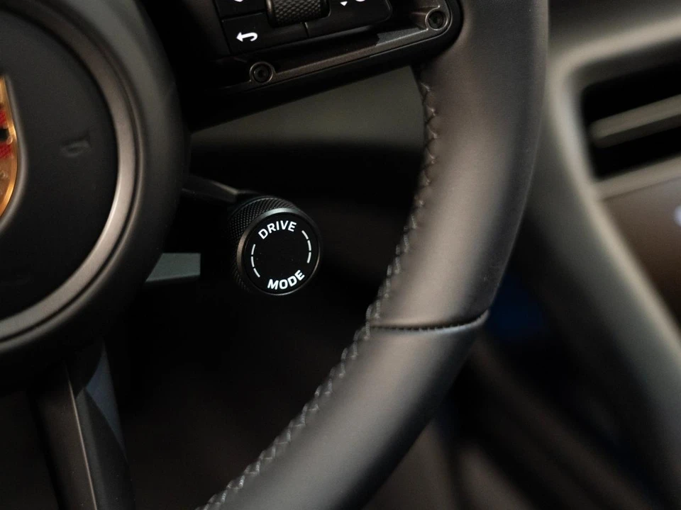 2026 Porsche Taycan - Image 23 of 29