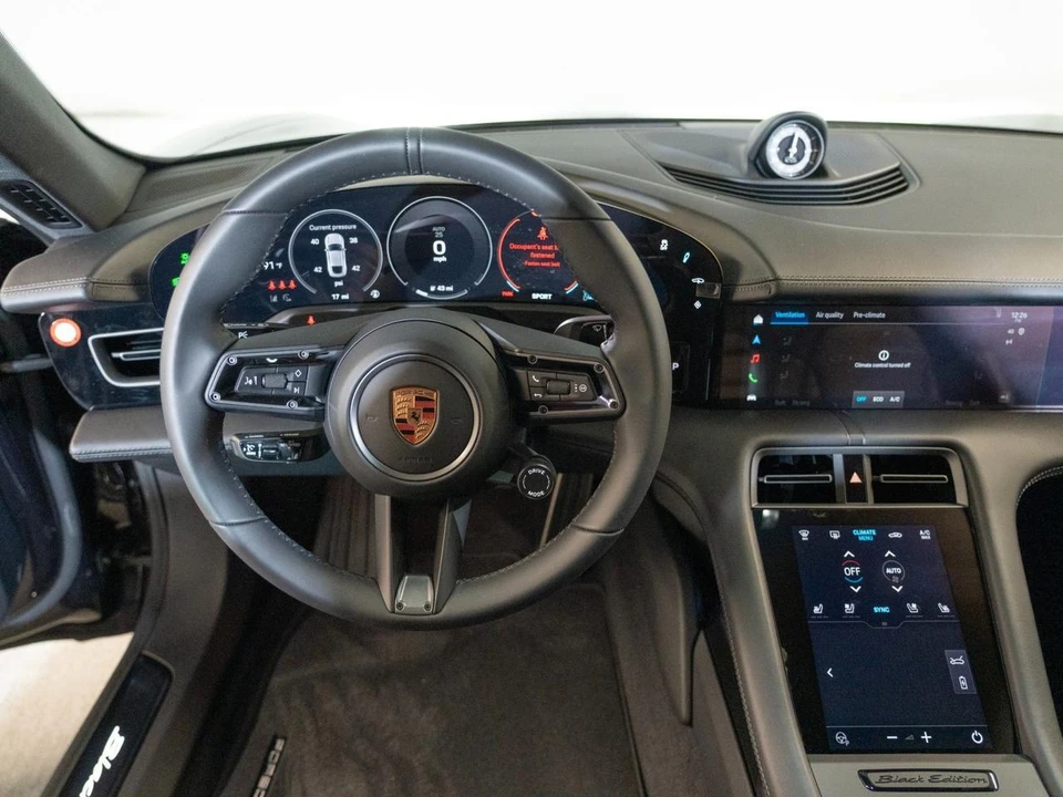 2026 Porsche Taycan - Image 28 of 29
