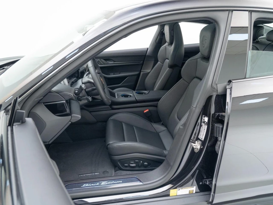 2026 Porsche Taycan - Image 17 of 31