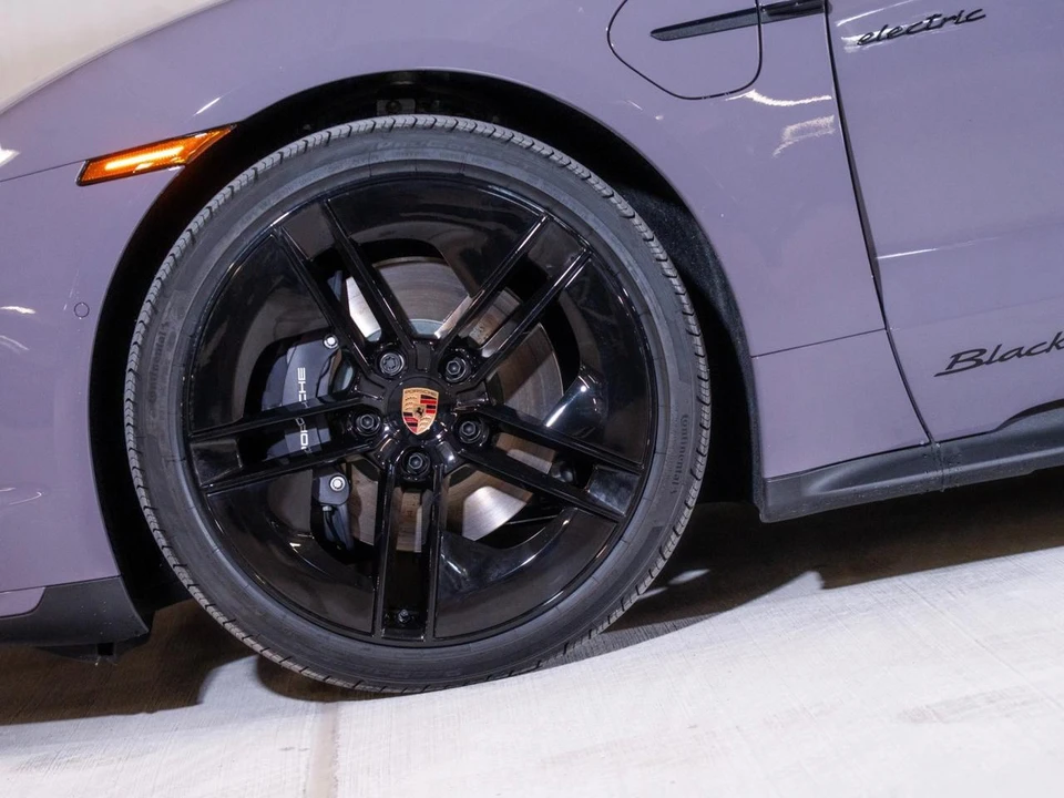 2026 Porsche Taycan - Image 11 of 29