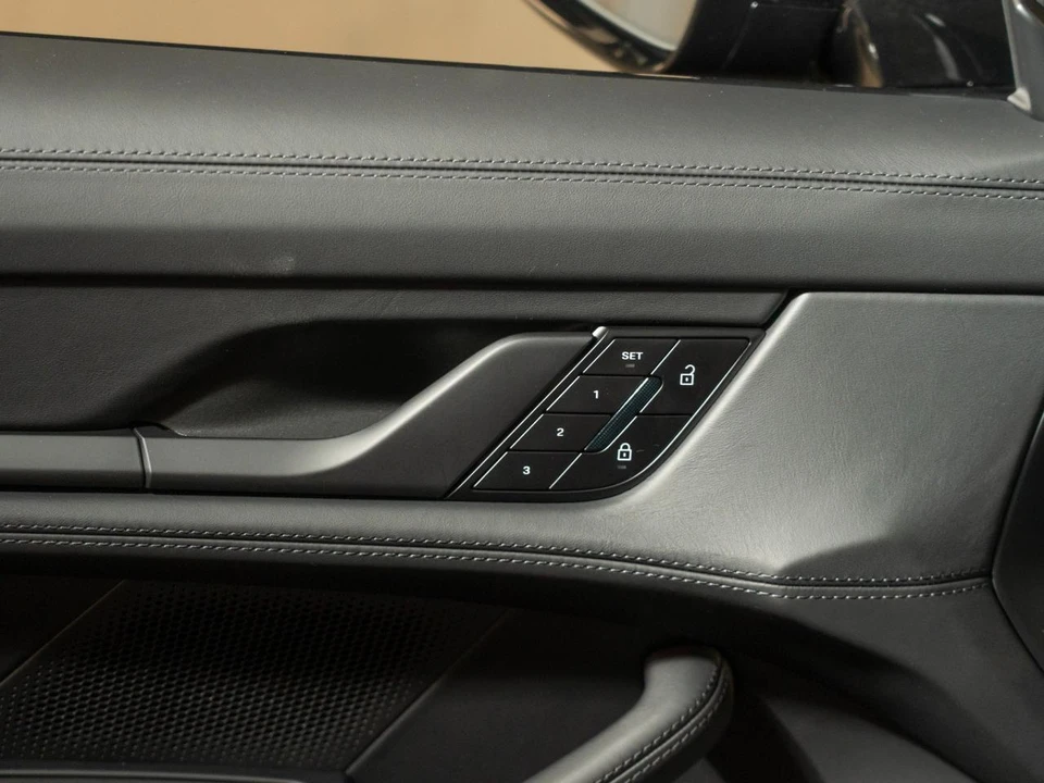 2026 Porsche Taycan - Image 24 of 29