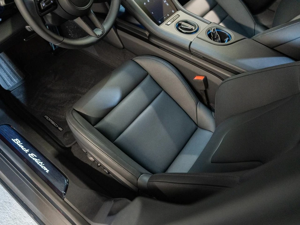 2026 Porsche Taycan - Image 14 of 27