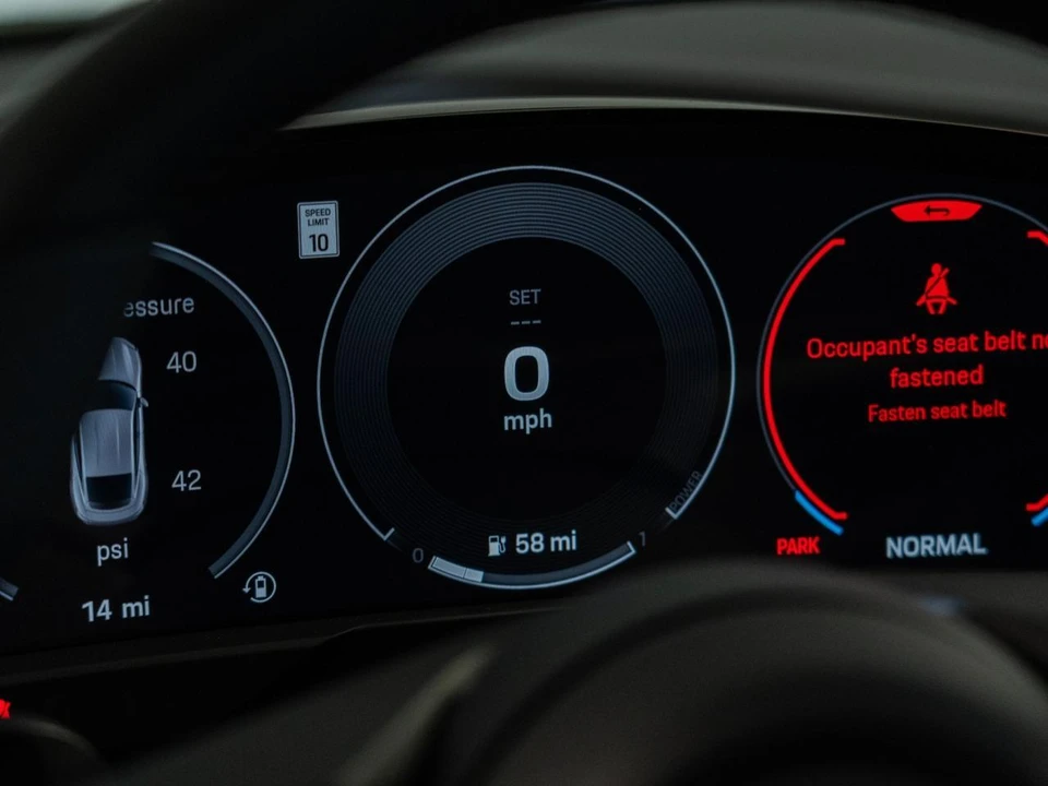2026 Porsche Taycan - Image 19 of 27