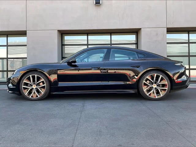 2026 Porsche Taycan - Image 10 of 31