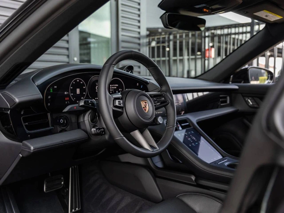 2026 Porsche Taycan - Image 4 of 5