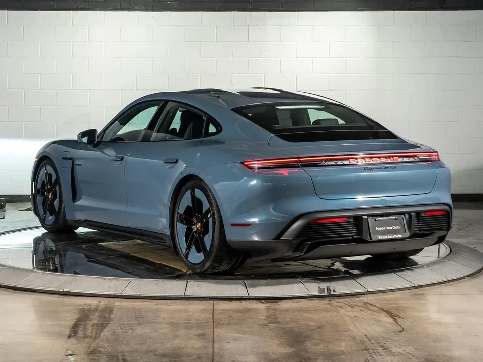 2026 Porsche Taycan GTS - Image 3 of 12