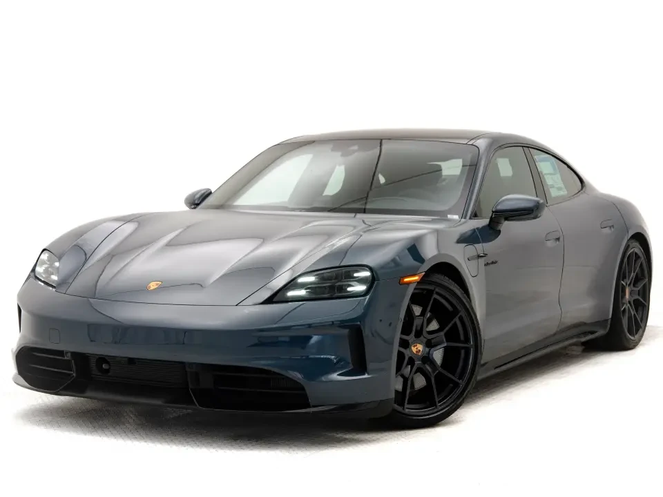 2026 Porsche Taycan GTS - Image 9 of 12