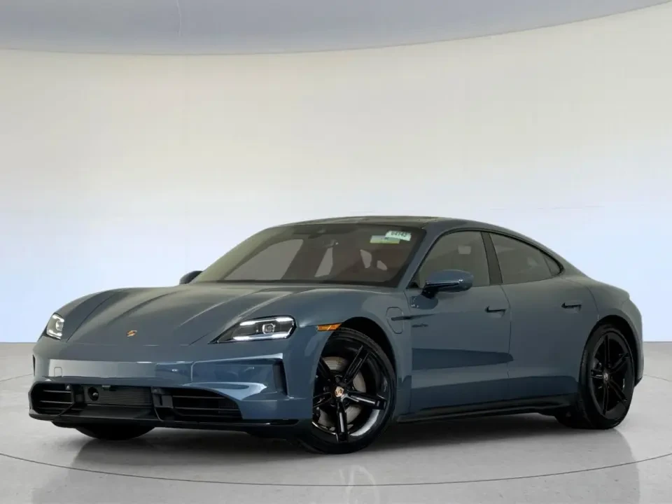 2026 Porsche Taycan GTS - Image 11 of 12
