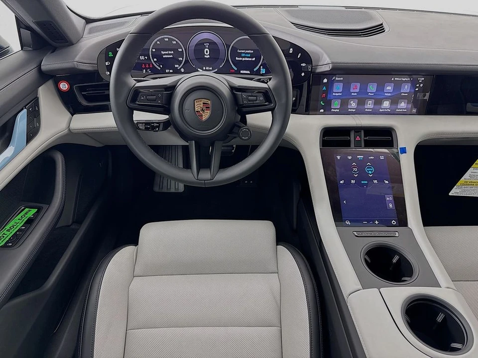 2026 Porsche Taycan - Image 26 of 31