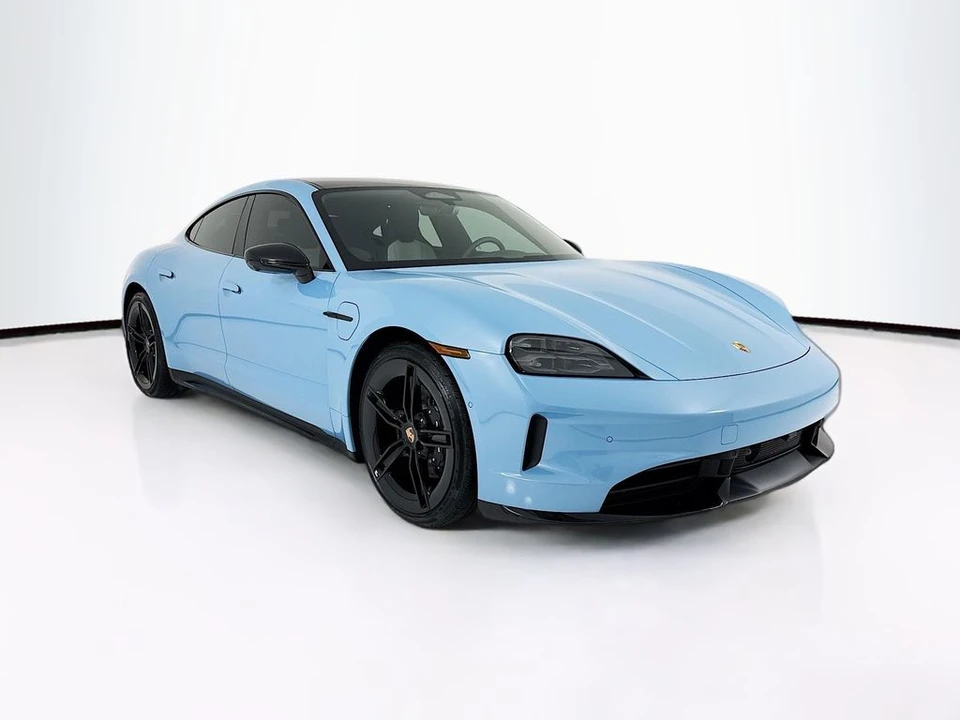 2026 Porsche Taycan - Image 7 of 31