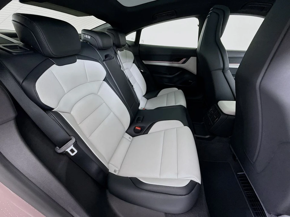 2026 Porsche Taycan - Image 30 of 31