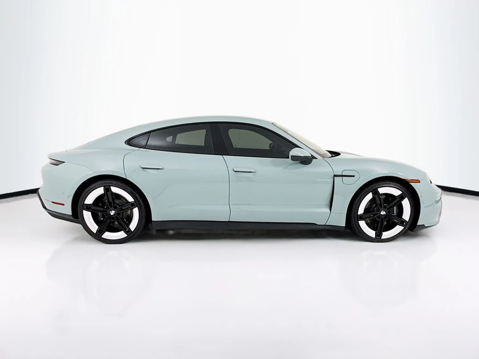 2026 Porsche Taycan - Image 8 of 31