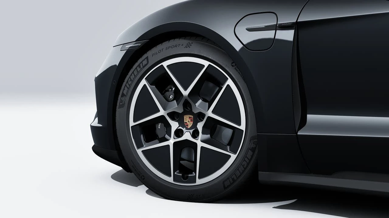 2026 Porsche Taycan 4S - Image 10 of 14