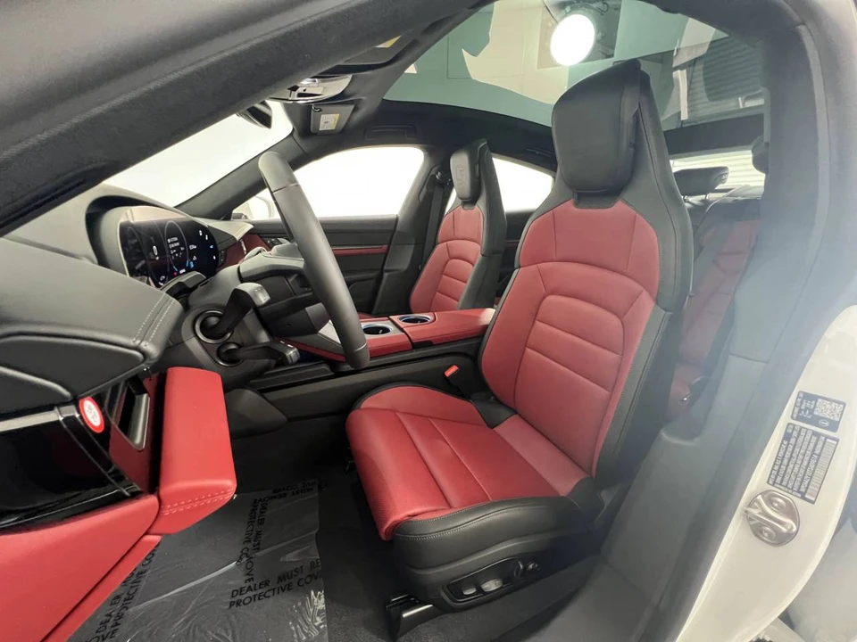2026 Porsche Taycan - Image 5 of 5