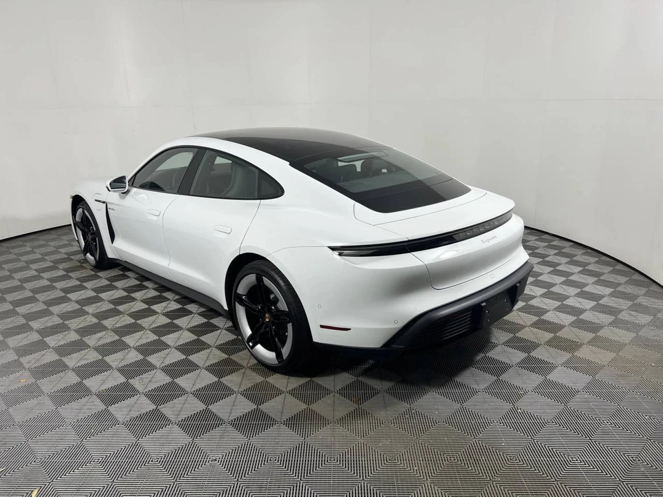 2026 Porsche Taycan - Image 3 of 5