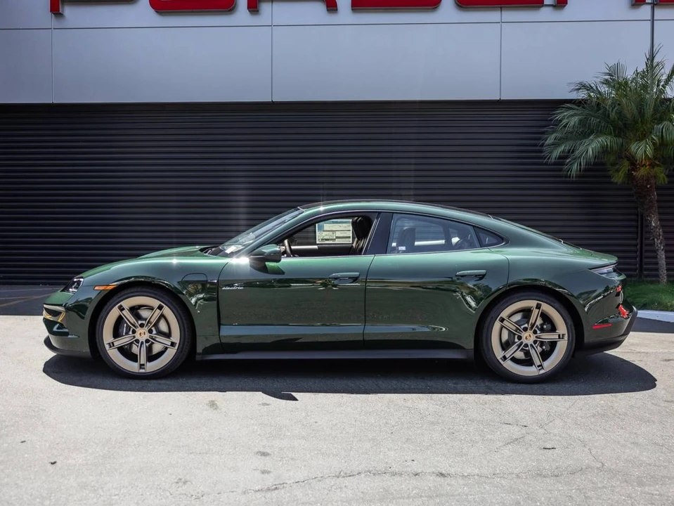 2026 Porsche Taycan - Image 2 of 5