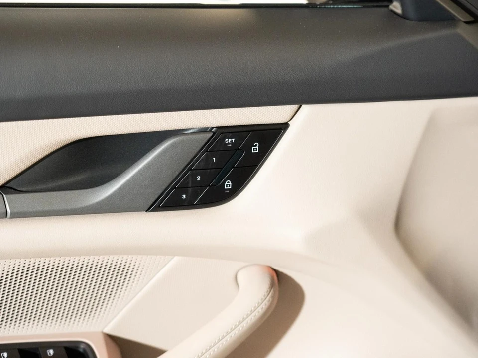 2026 Porsche Taycan - Image 17 of 28