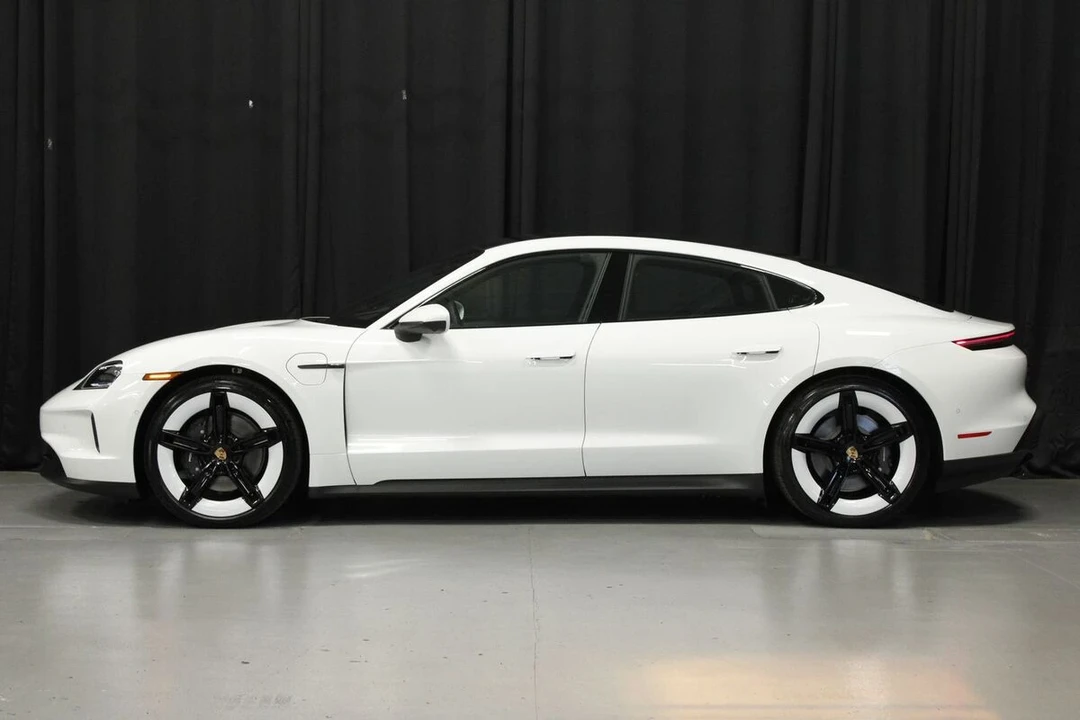 2026 Porsche Taycan - Image 2 of 2